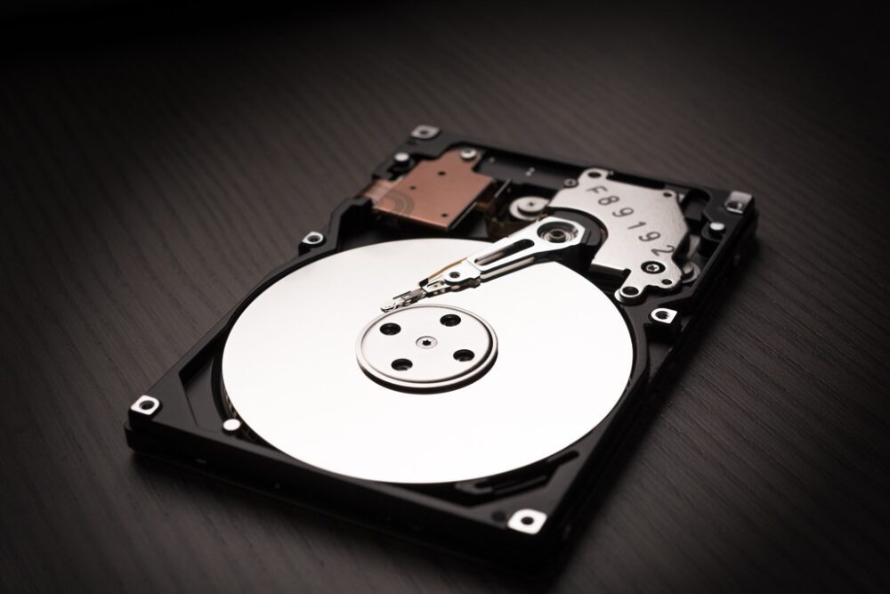 Penyebab harddisk laptop rusak tritop.co.id