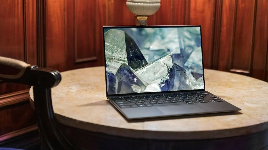 Review Lengkap Laptop Terbaru Tritop.co.id