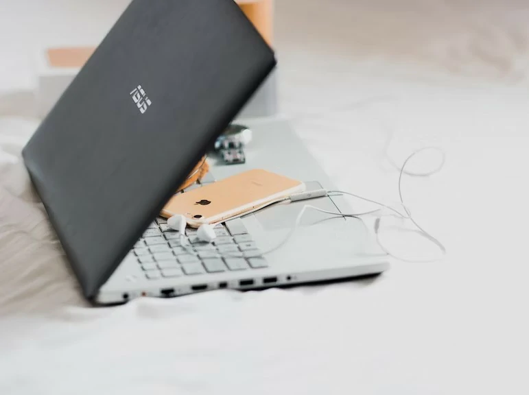 Tips Membeli Laptop ASUS yang Bagus Tritop.co.id