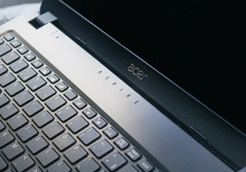 Keunggulan Laptop Acer Core i3 www.tritop.co.id