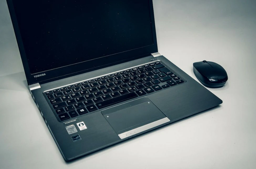 Rekomendasi Laptop Bekas Toshiba Harga 2 Jutaan www.tritop.co.id